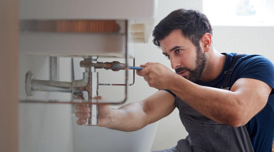 Electric water heater repair in Tripler Army Medical Center, HI